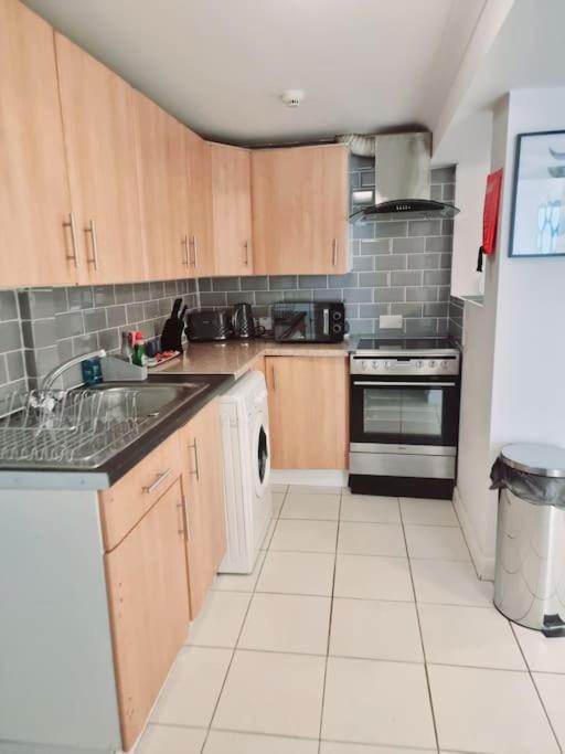 Evo B - 1 Bedroom Flat 2 Min Walk To Station & Town Centre Gravesend Luaran gambar