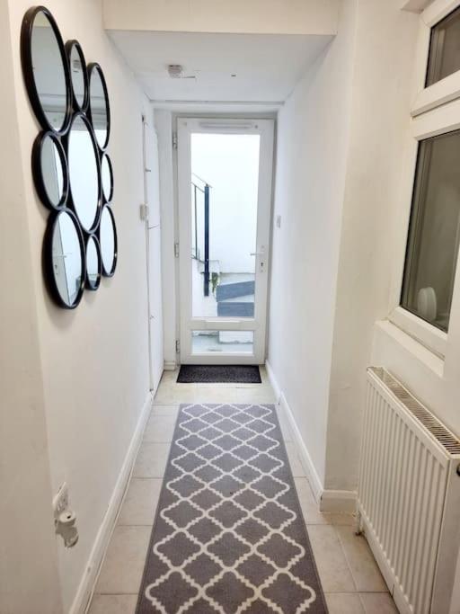 Evo B - 1 Bedroom Flat 2 Min Walk To Station & Town Centre Gravesend Luaran gambar